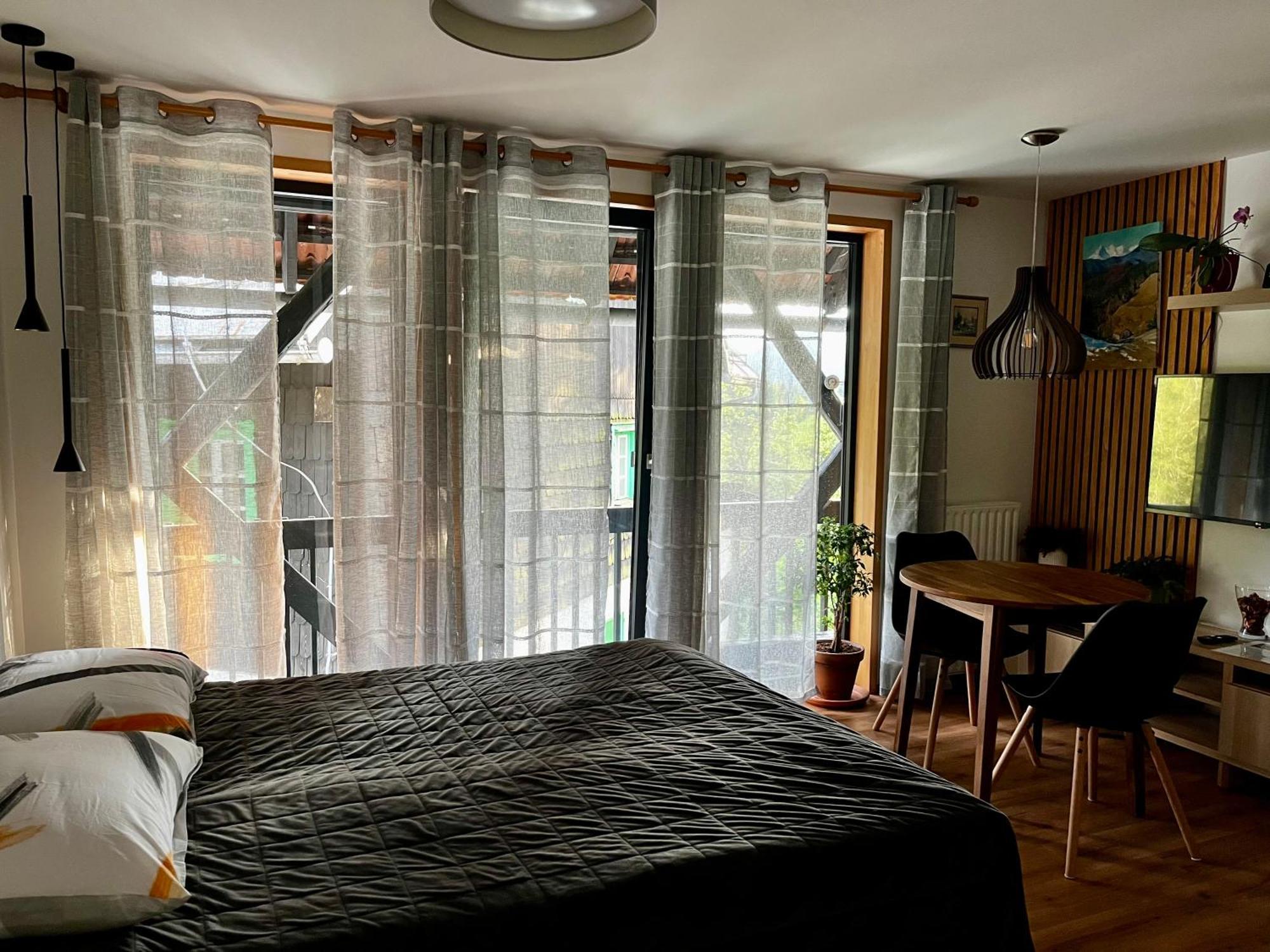 Apartments Pri Fencu Єсеніце Екстер'єр фото